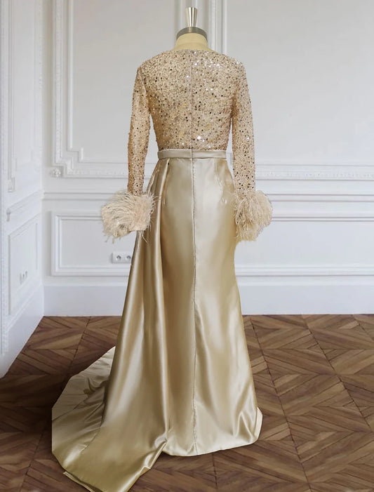 Mermaid / Trumpet Evening Gown Elegant Dress Formal Wedding Court Train Long Sleeve V Neck Satin with Feather Glitter Ruched