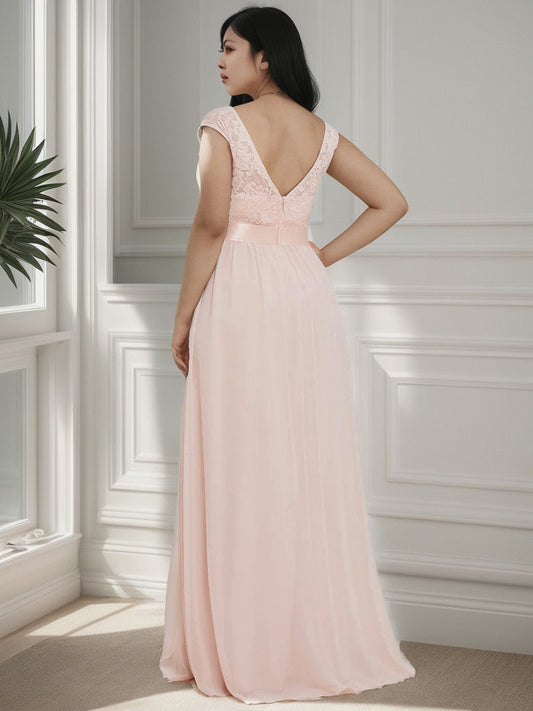 Plus Size Classic Round Neck V Back A-Line Chiffon Bridesmaid Dresses with Lace