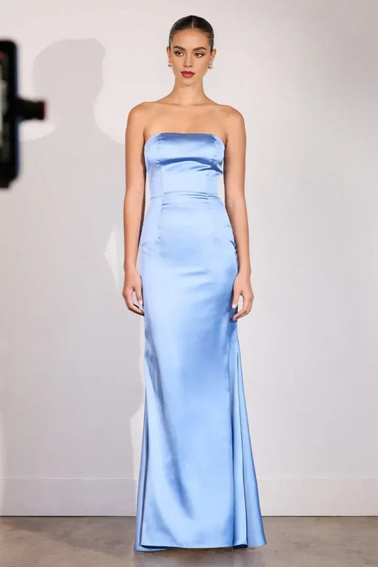 Chic Fitted Strapless Sleeveless Satin Floor-Length Prom Dress