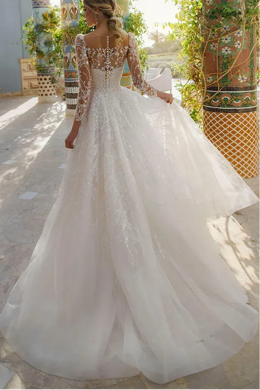 Elegant Bateau-Neck Long-Sleeves A-Line Tulle Lace Applique Long Wedding Dress
