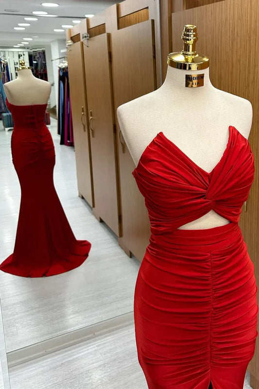 Off-the-Shoulder Mermaid Red Strapless Twisted Knot Long Prom Dresses