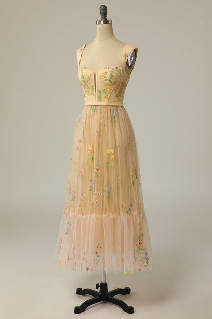 A Line Sweeheart Champagne Prom Dress with Embroidery