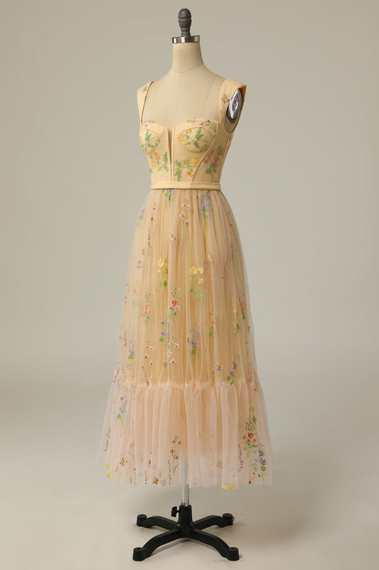 A Line Sweeheart Champagne Prom Dress with Embroidery