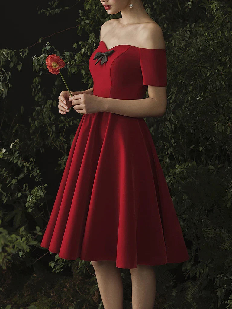 Off-the-Shoulder Burgundy Sweetheart Neck Short Prom Party Dresses