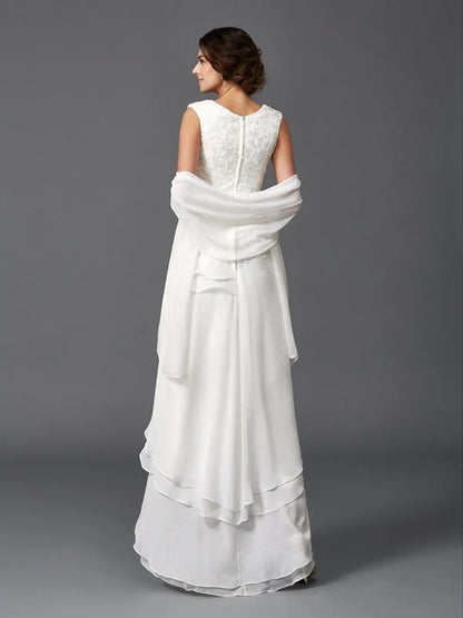 White Lace A‑Line Round‑Neck Sleeveless Shawl High‑Low Mother Of The Bride Dress