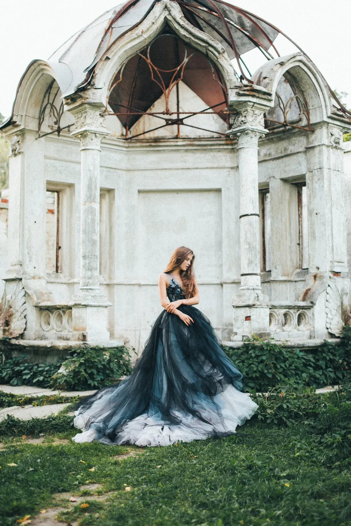 A-line Elegant Sleeveless Floor Length Backless Black Tulle Wedding Prom Party Dress With Train/No Veil Included