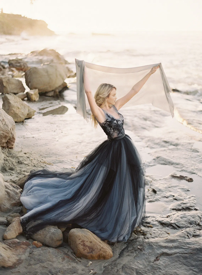 A-line Elegant Sleeveless Floor Length Backless Black Tulle Wedding Prom Party Dress With Train/No Veil Included