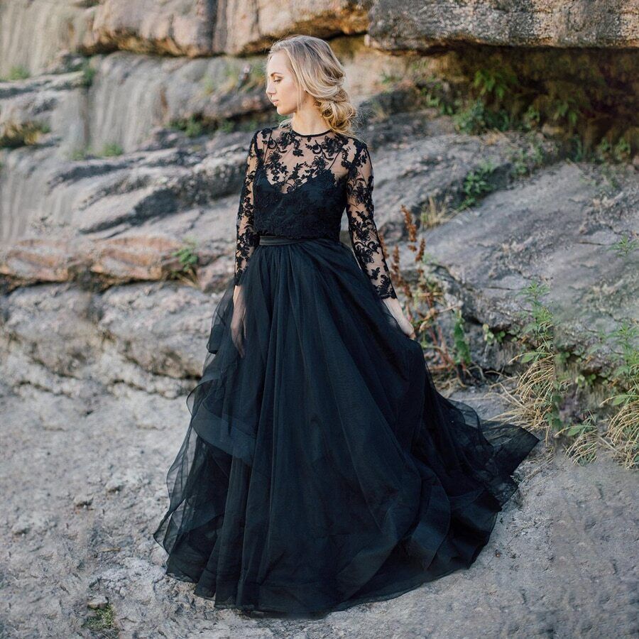 A-line Round Neck Lace Tulle Long Sleeves Wedding Dresses With Train