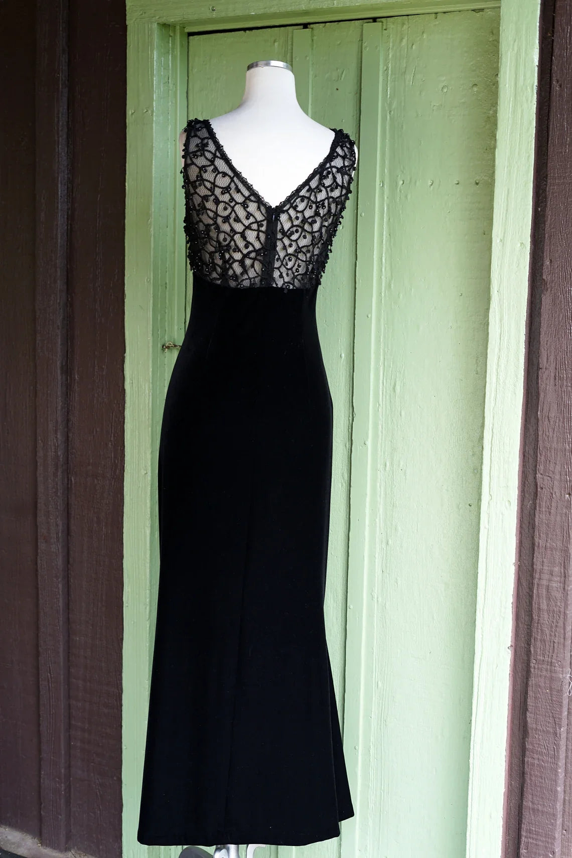 A-line V Neck Mermaid Sleeveless Lace Up Backless Floor Length Prom Party Dress