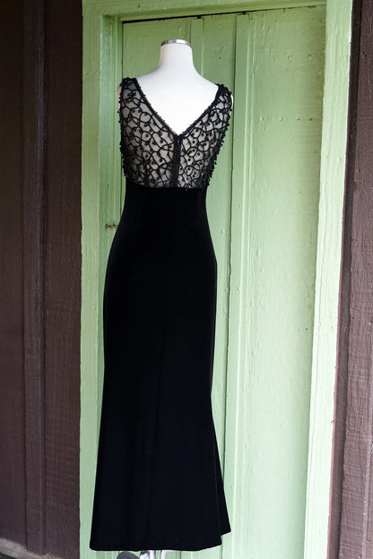 A-line V Neck Mermaid Sleeveless Lace Up Backless Floor Length Prom Party Dress