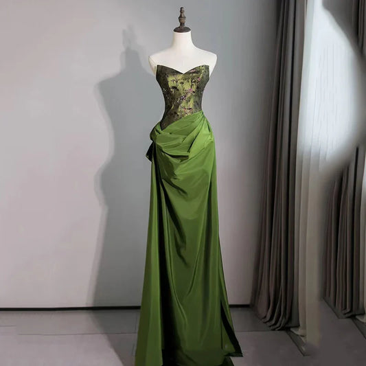 Formal Women's Dresses Green Strapless A Line Satin Long Prom Dress Retro Evening Gown Prom Dresses Stores ﻿