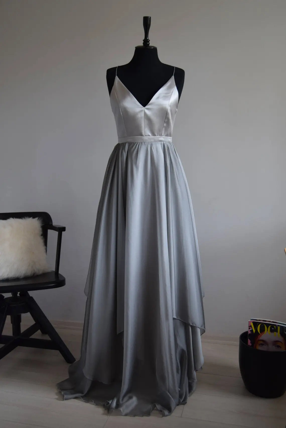 Asymmetrical Off Shoulder SleevelessSpaghetti Straps V Neck Prom Dress