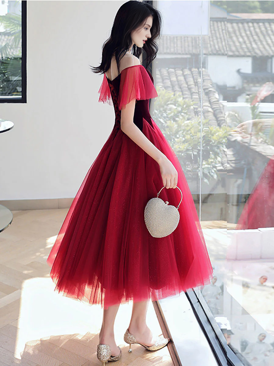 Beautiful A line Velvet Round Neck Tulle Tea Length Prom Dresses With Puffy Sleeves