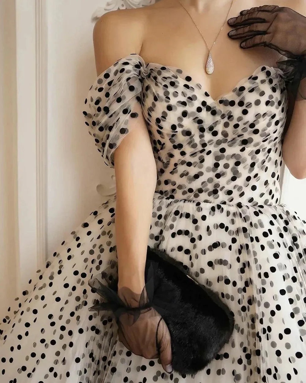 Formal Wear Dresses Off-the-Shoulder Black Polka Dot Tulle Gown Wedding Dress Prom Dress Shops