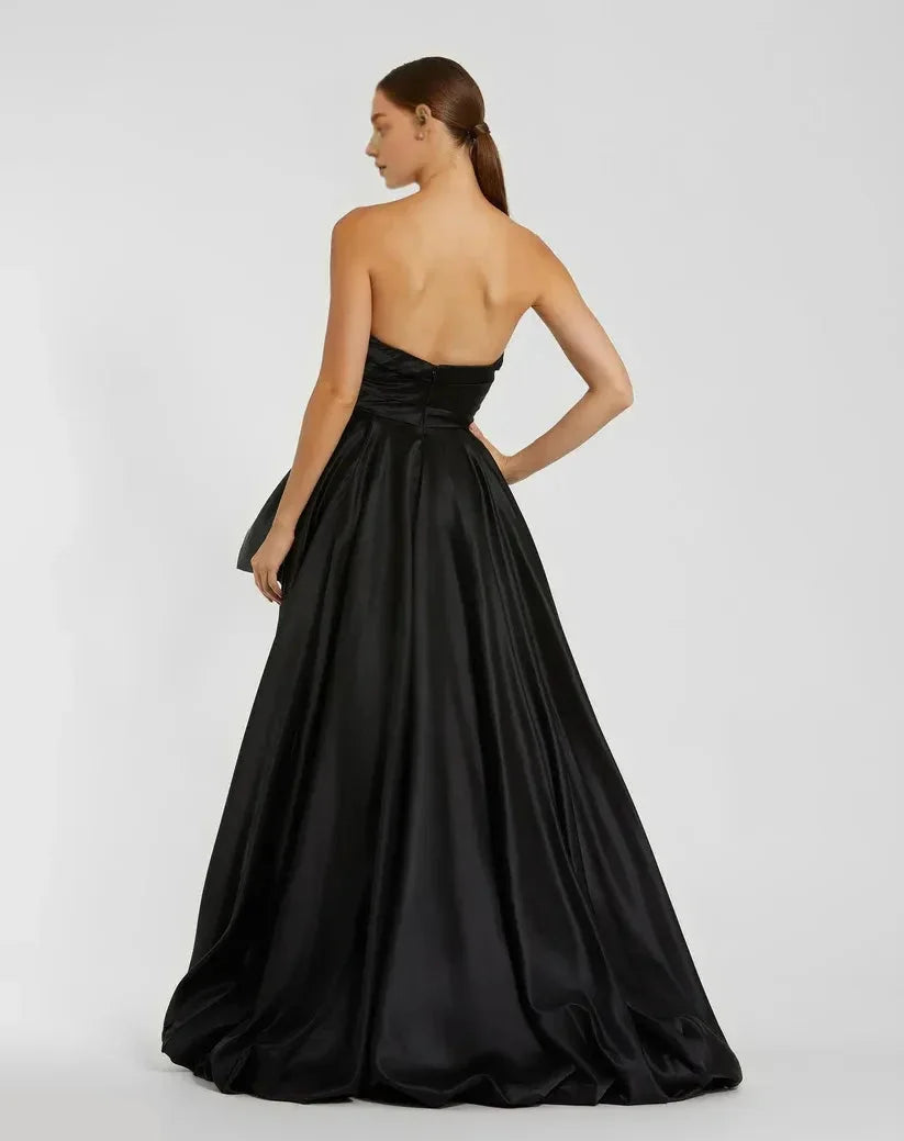 Trendy A-Line/Princess Strapless Sleeveless Zipper Up Sweep/Brush Train Prom Dress