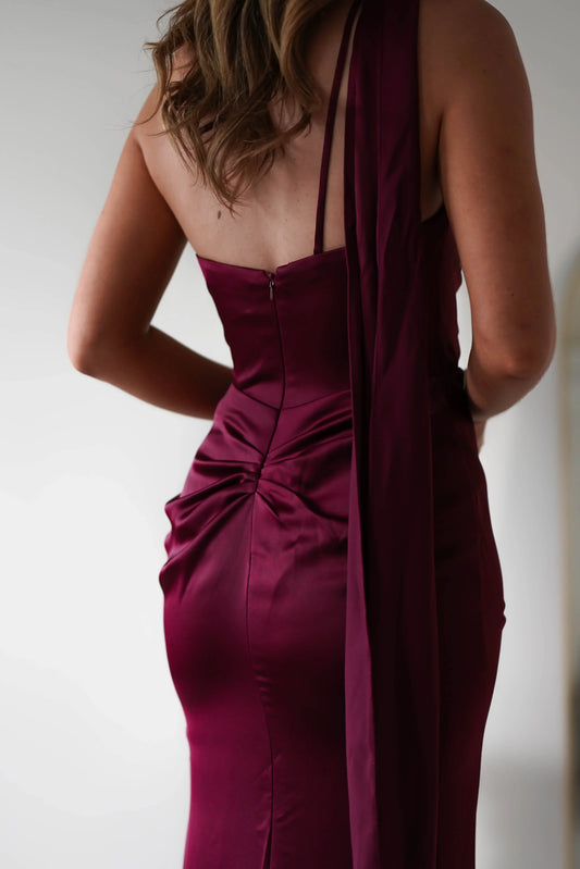 Dress Burgundy Satin Beauty One Shoulder Neck Halter Satin Ruched Bodice And A Show Stopping High Slit Prom Dress