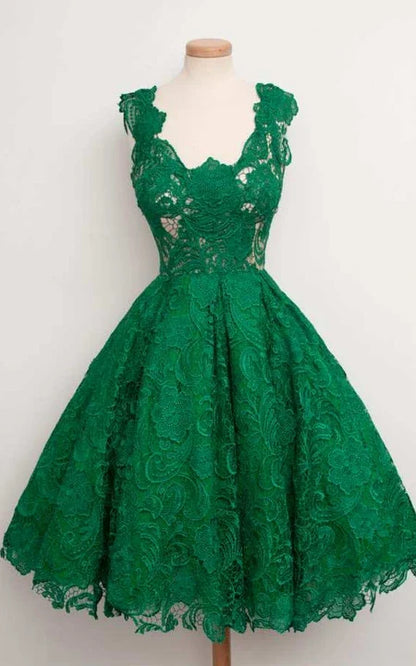 Cap Sleeve Scoop V Neck A-line Knee Length Chic Lace Dress Prom Dress/Formal Wear Dresses