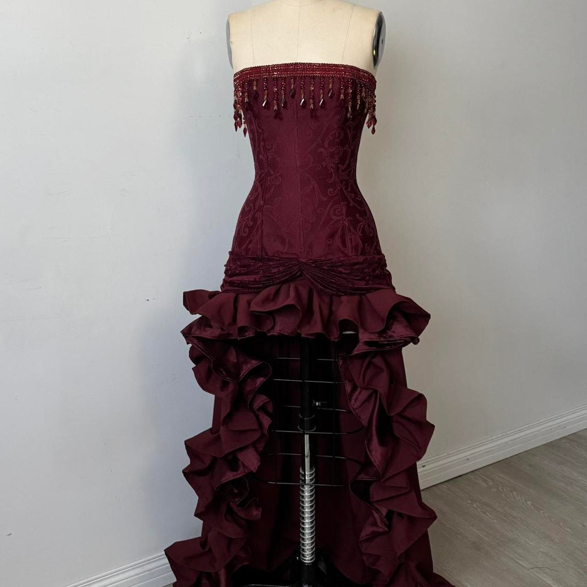 Charming A-Line Strapless Sleeveless Lace Up Sweep/Brush Train Party Dress