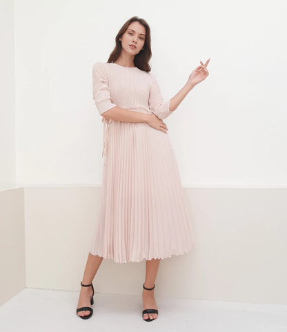 Chic A-line Pleated Short Sleeves Round Neck Tea-Length Prom Party Cocktail Dress
