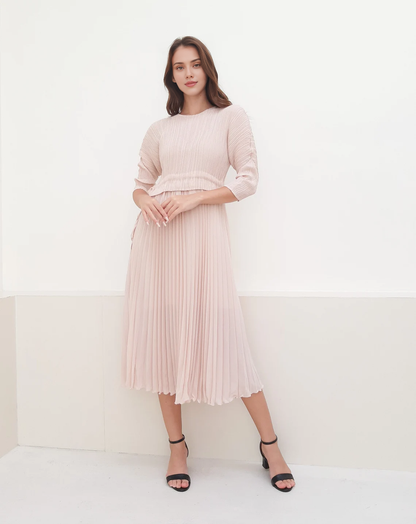 Chic A-line Pleated Short Sleeves Round Neck Tea-Length Prom Party Cocktail Dress