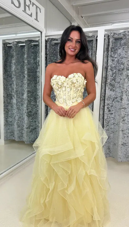 Cute Spaghetti Straps Sleeveless A-Line Appliques Tulle Floor-Length Prom Dress