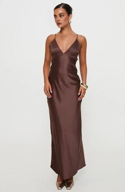 Discount Fitted Spaghetti Straps Sleeveless Satin Floor-Length Prom Dress
