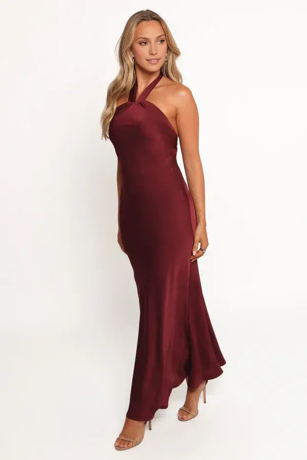 Discount Sheath Halter Neck Sleeveless Satin Floor-Length Prom Dress