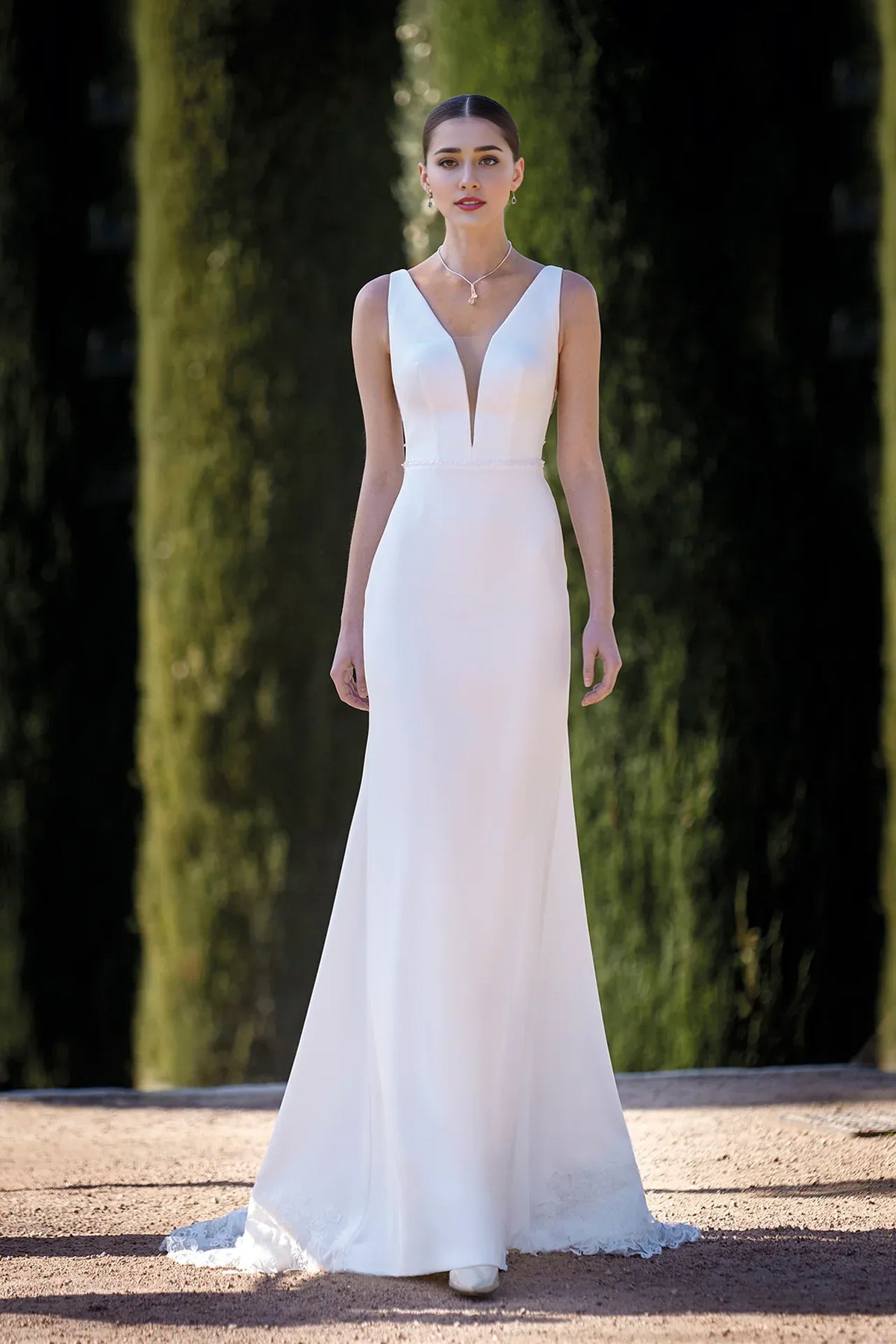 Dress For Wedding Sleeveless Mermaid Plunging V Neck Sheer Embroidered Back Wedding Dress Formal Women's Dresses