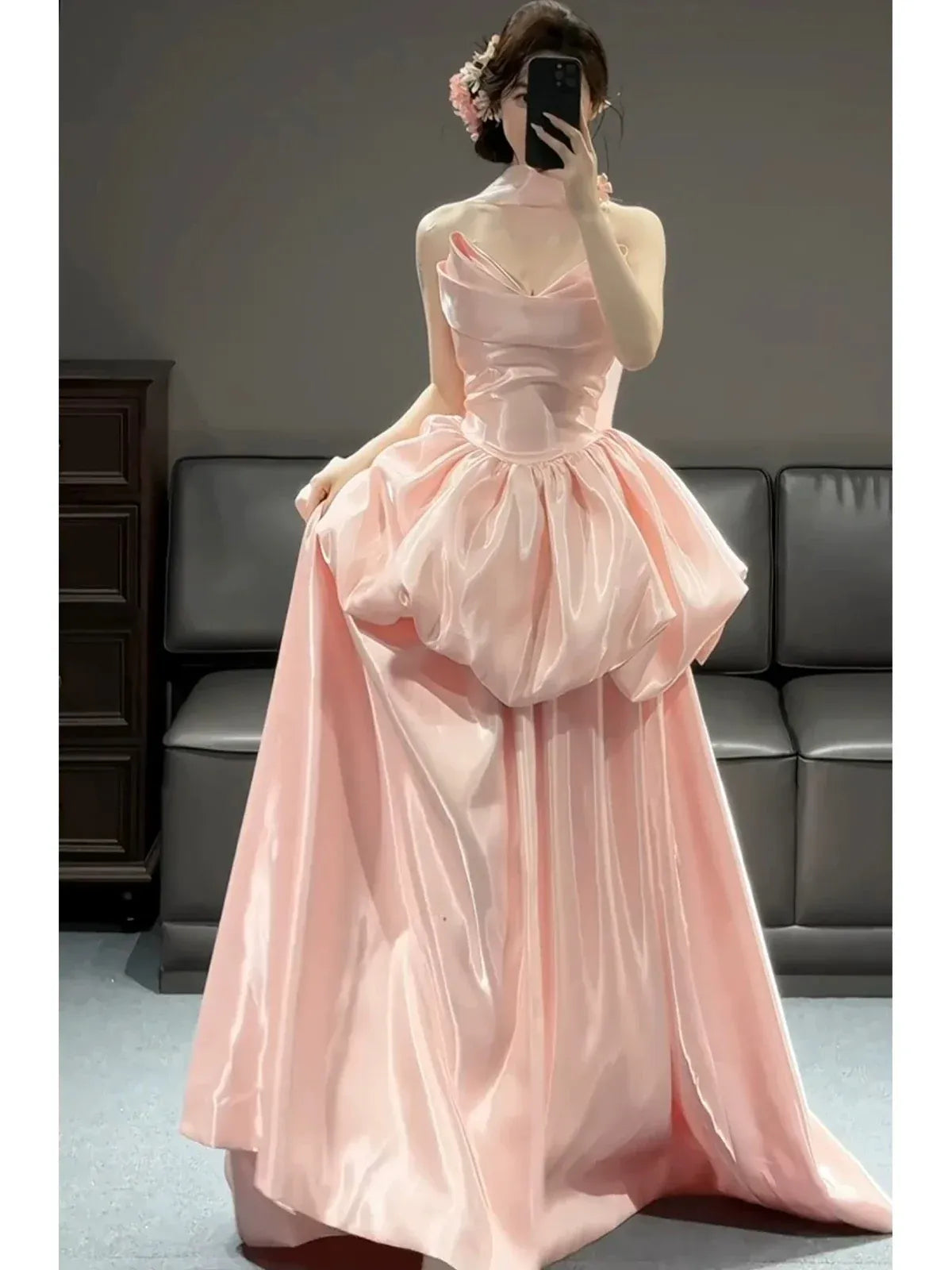 Elegant Ball-Gown Halter Neck Sleeveless Zipper Back Floor-Length Prom Evening Dress