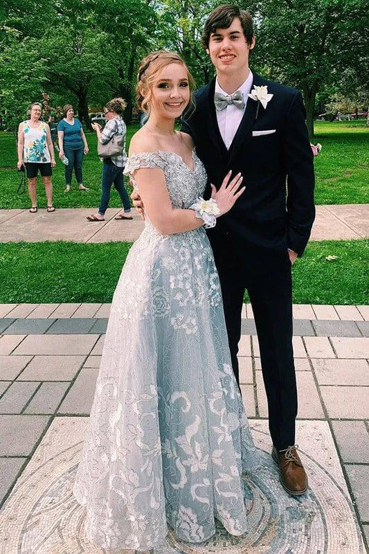Elegant Ball Gown Off Shoulder Lace Beaded Tulle Prom Dress