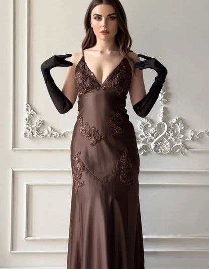 Elegant Spaghetti Strap Satin Maxi Dress with Open Back & Lace Applique
