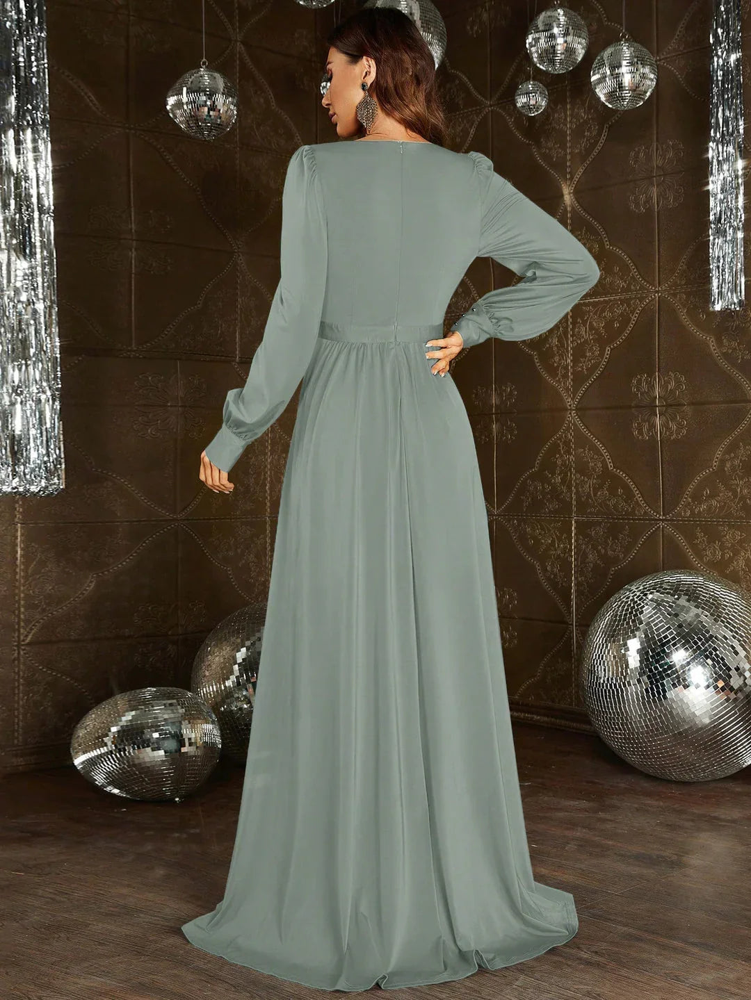 Elegant A-Line Plunging Neck Long Sleeve Zipper Up Floor-Length Prom Dress