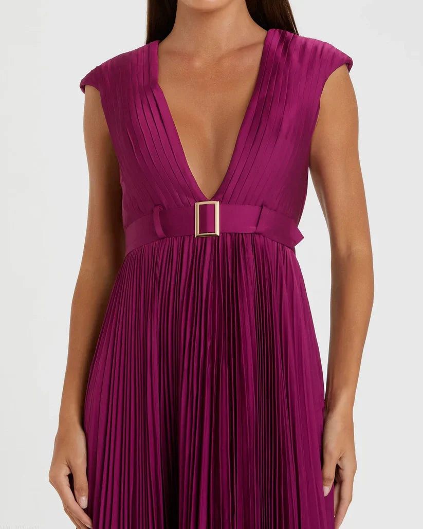 Elegant A Line Plunge Neck Cap Sleeve Zipper Up Floor-Length Prom Dress
