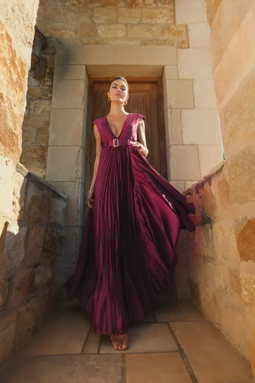 Elegant A Line Plunge Neck Cap Sleeve Zipper Up Floor-Length Prom Dress