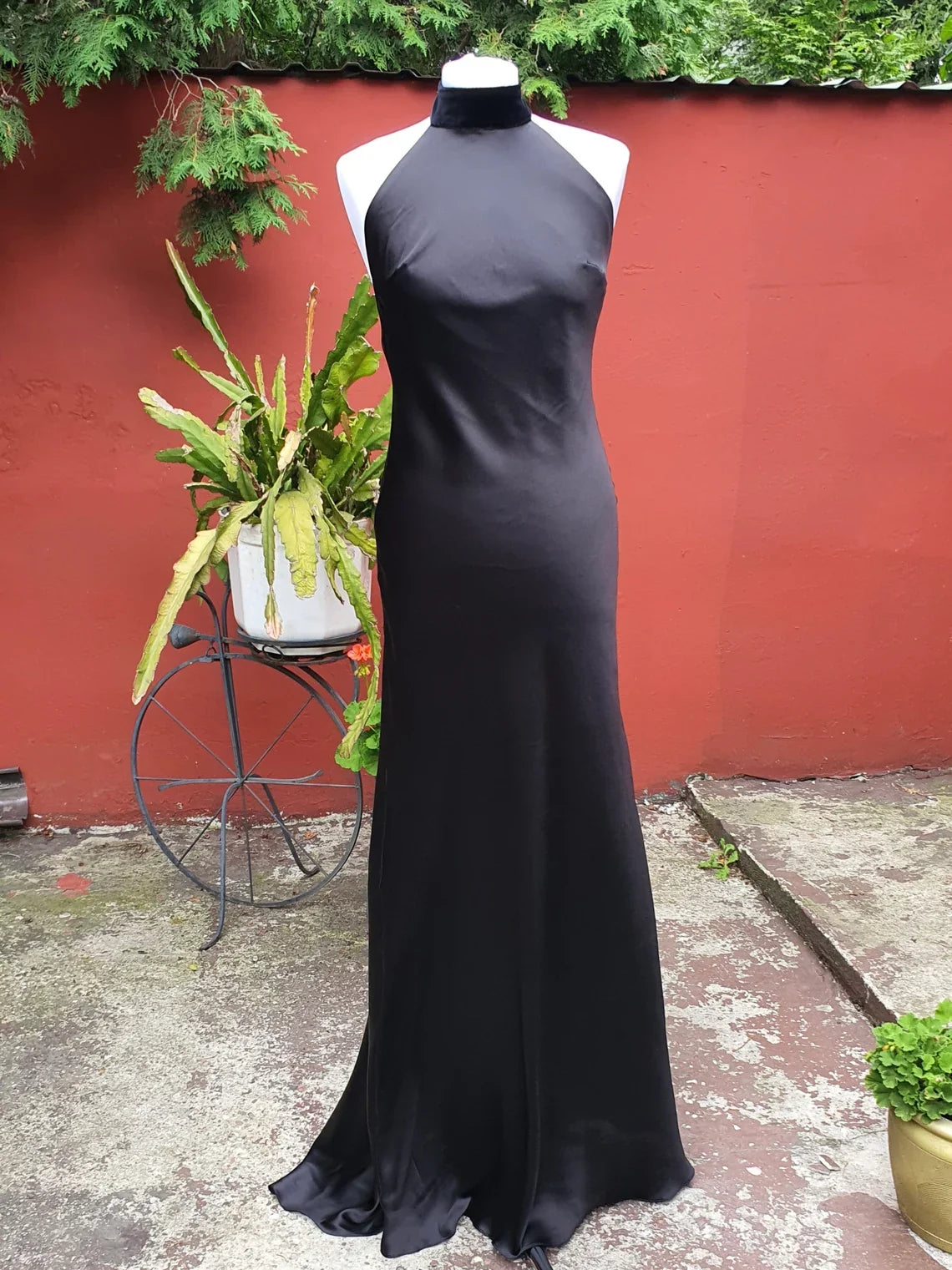 Elegant Beach Halter Backless Mermaid Simple Floor Length Sleeveless Black Bridesmaid Prom Dress