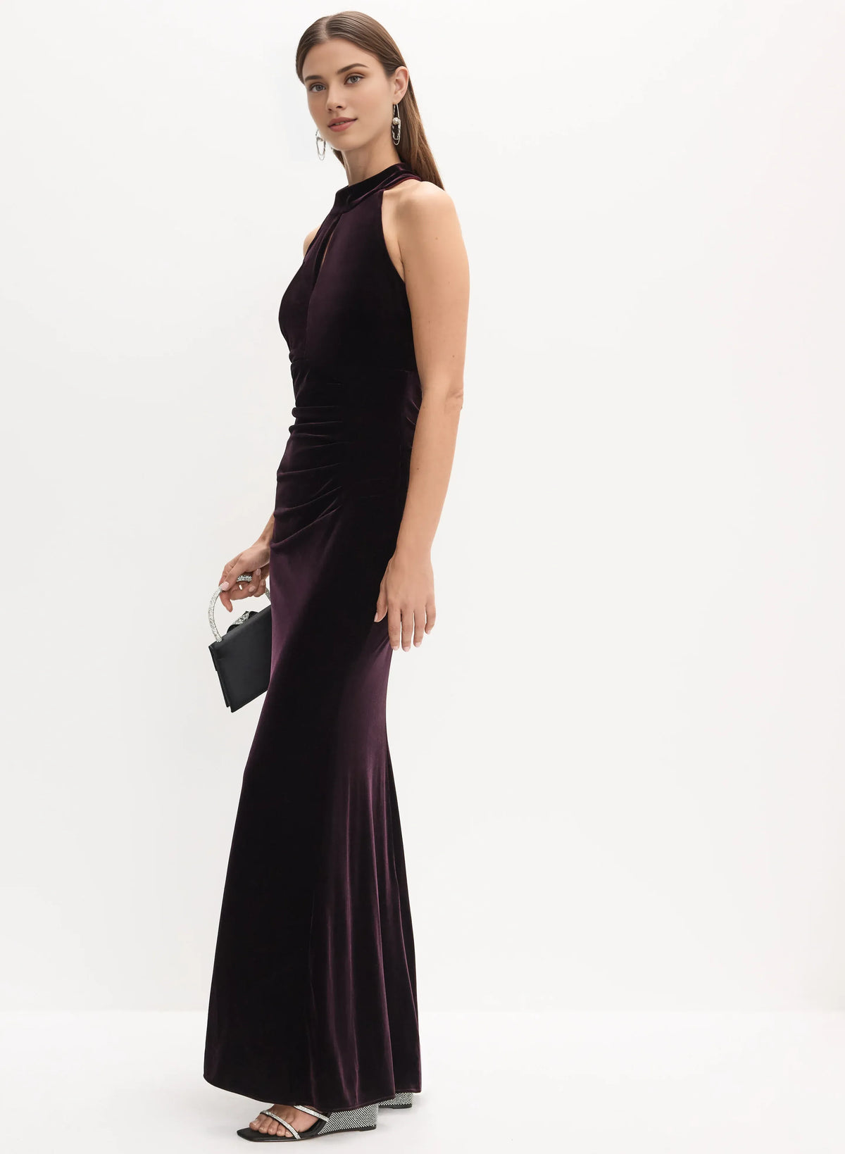 Elegant Mermaid Halter Neck Sleeveless Velvet Floor-Length Prom Dress