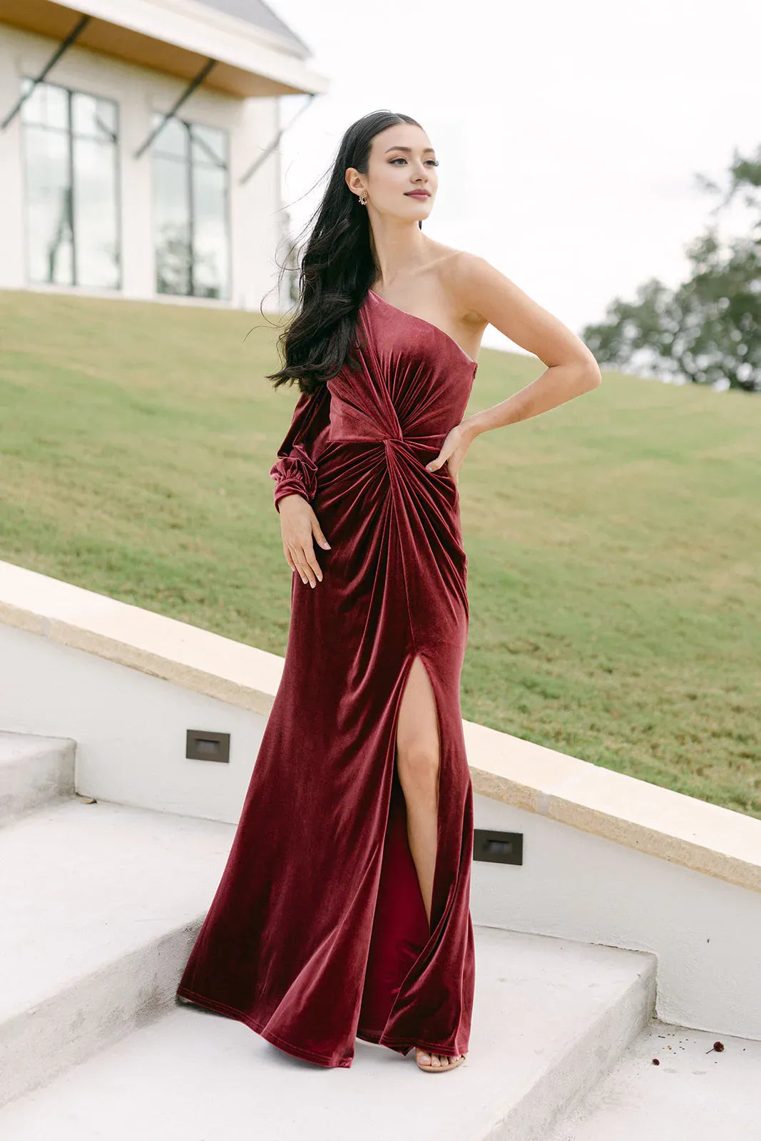 Simple Fitted Asymmetrical Neck Sleeveless Velvet Floor-Length Prom Dress