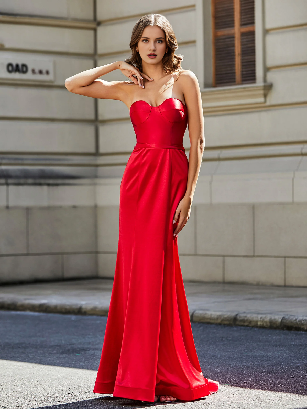 Floor Length Sleeveless Strapless Lace Up Back Sheath Party Gown