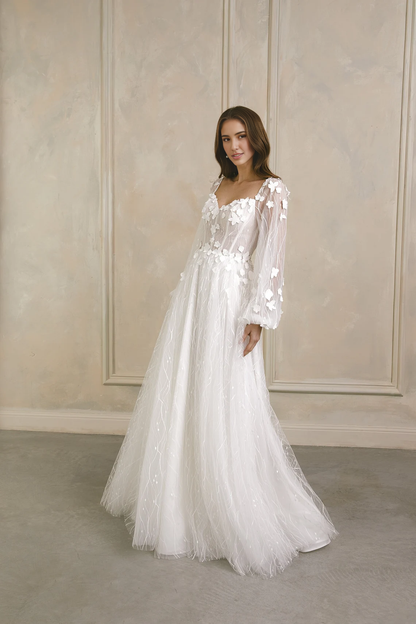 Floral Wedding Dress Long Sleeve Sweetheart Neck Romantic Tulle Wedding Dress For Bride A Line Wedding Gown Floor Length