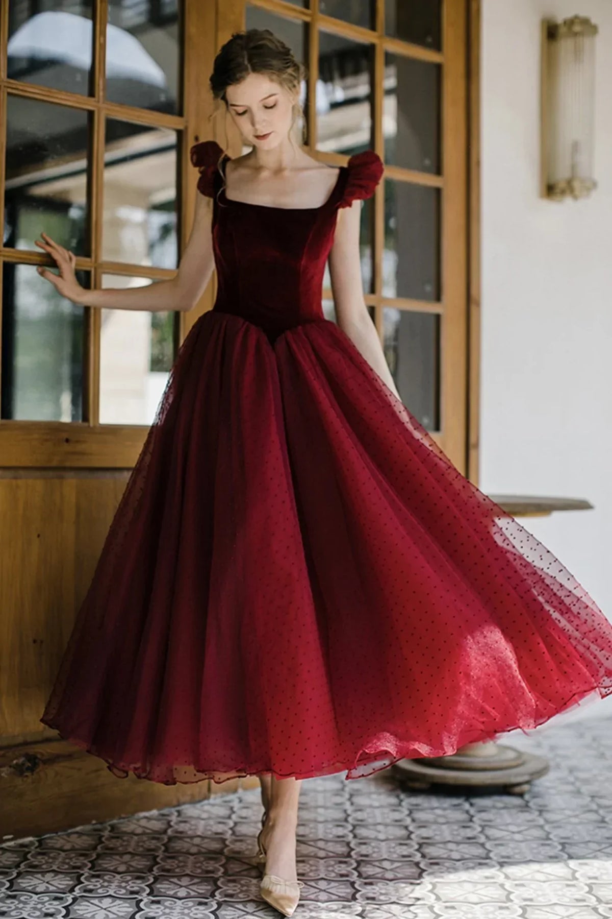 Formal Dresses Elegant A-line Tea-Length Square Neck Sleeveless Prom Dress / Prom Dresses Stores