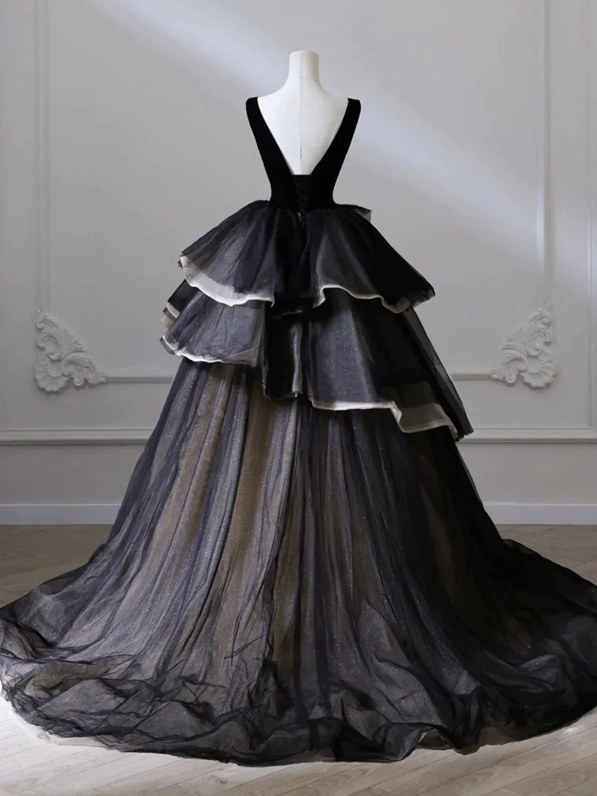 Formal Women's Dresses Black V Neck Tulle Tiered Long Formal Prom Dress Party Gown Prom Dress Stores