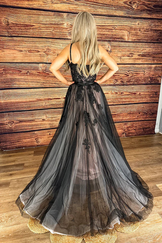 Dress Formal Women's Dresses A-LinePrincess Wedding Dress Spaghetti Straps Floor Length Tulle V Neck With Train Prom Dress Stores