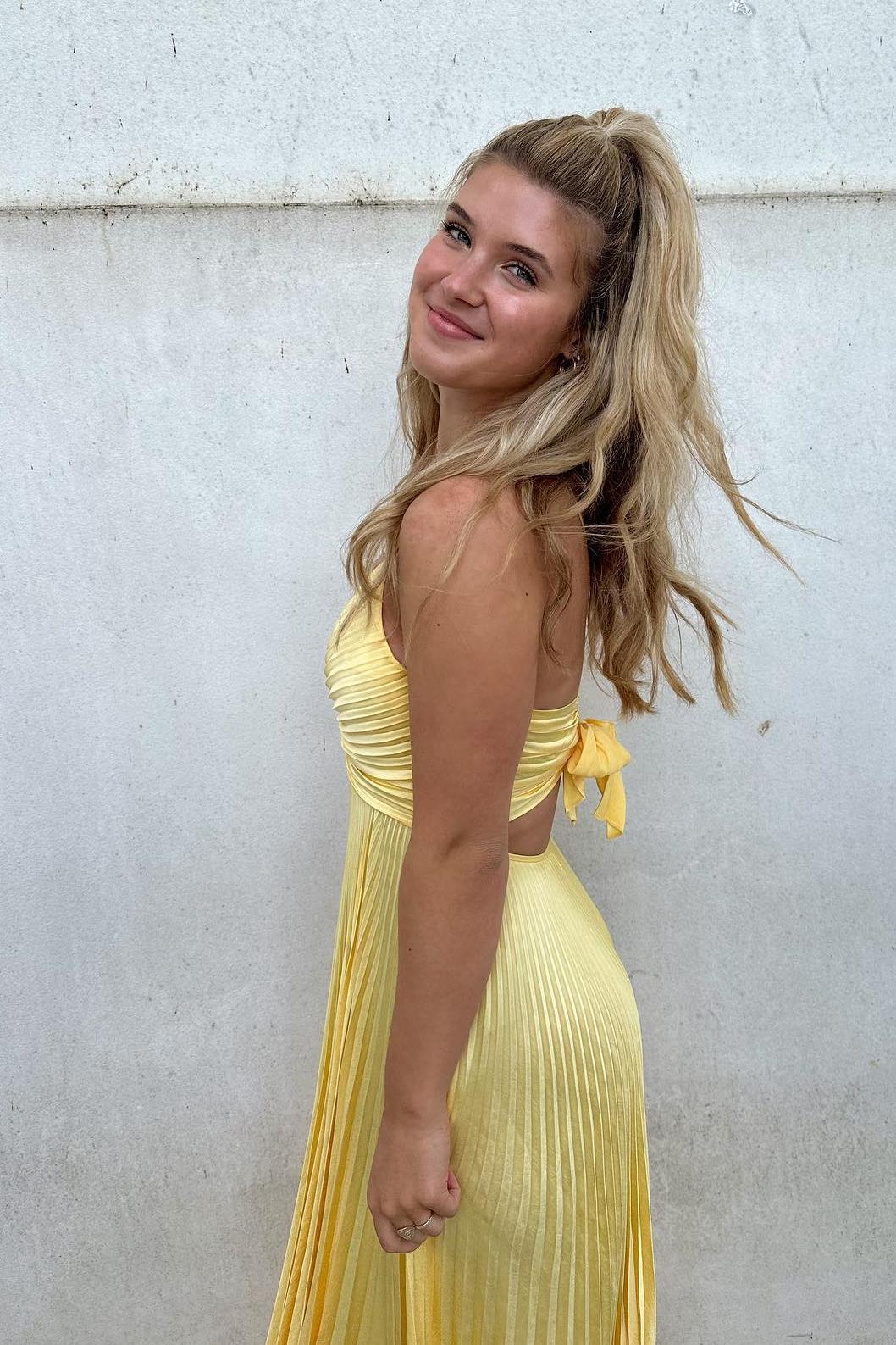Formal Women's Dresses Off Shoulder V Neck Yellow Pleated Spaghetti Straps A-line Long Party Dress Prom Dress Prom Dress In Store