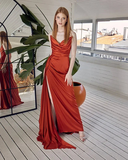 Formal dress Off-the-Shoulder Red Strapless Prom Dress with Pleated Split Mermaid Design