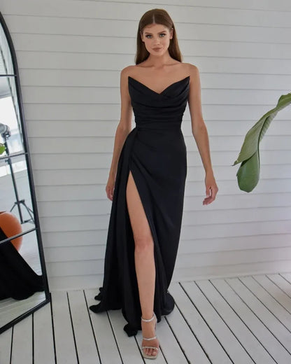 Formal dress Off-the-Shoulder Red Strapless Prom Dress with Pleated Split Mermaid Design