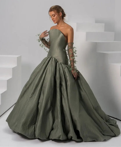 Glamorous Ballgown Strapless Sleeveless Backless Textured Satin Evening Dress With Train