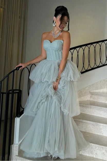 Glamorous Ballgown Strapless Sleeveless Backless Tiered Tulle Maxi Prom Dress