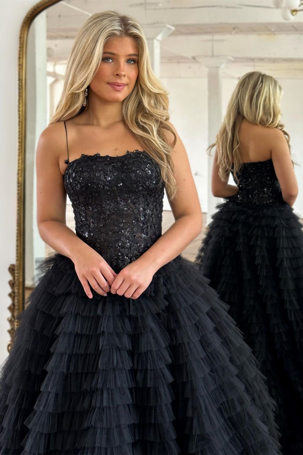 Stunning Glitter A-Line Spaghetti Straps Court Train Tulle Prom Dress With Split