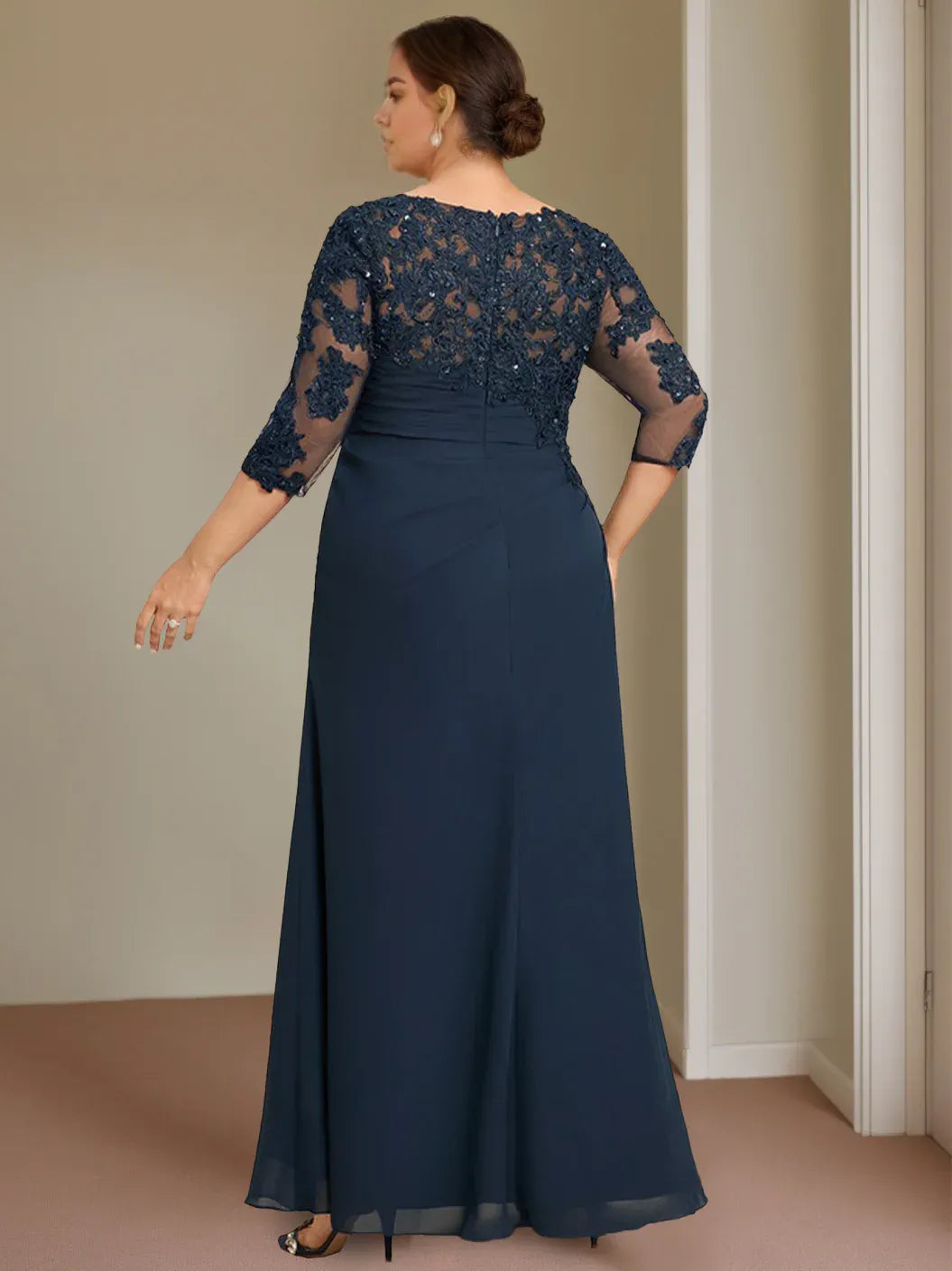 Formal Women's Dresses Sheath/Column Scoop Neck Half Sleeves Floor-Length Plus Size Mother of the Bride Dresses with Ruffles Prom Dresses Stores