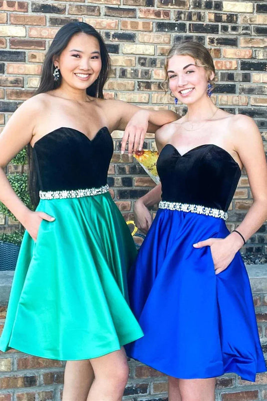 A-Line Sweet Strapless Belted Short Party Homecoming Dress with Pockets